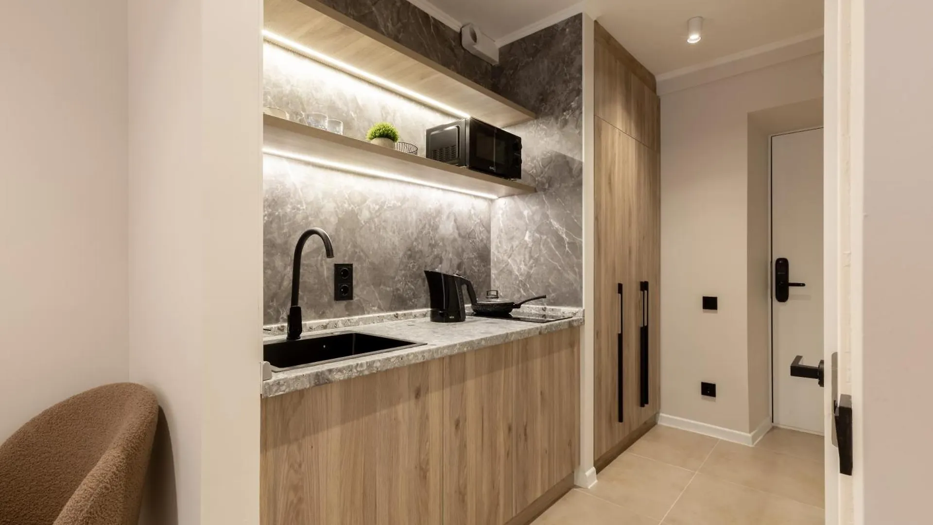 Lejlighedshotel The First Apart Hotel Almaty