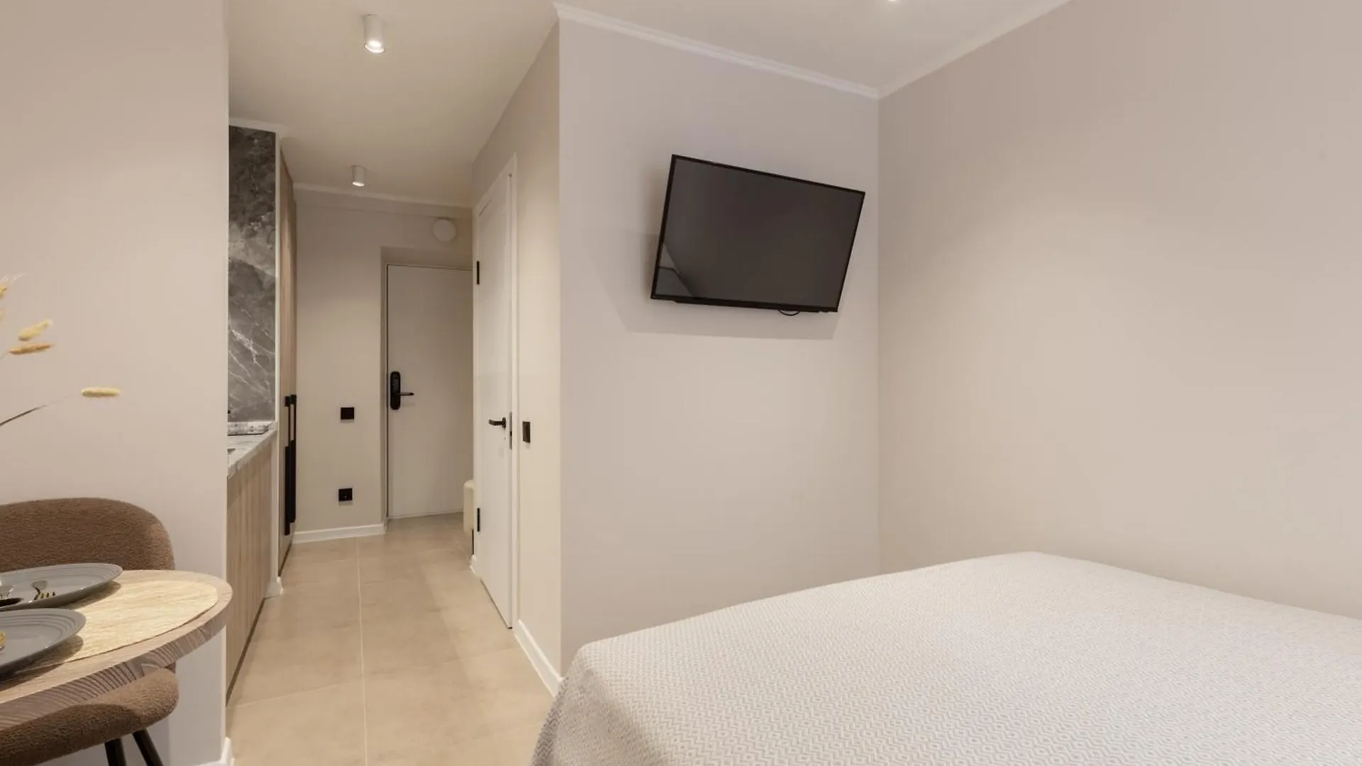 Lejlighedshotel The First Apart Hotel Almaty